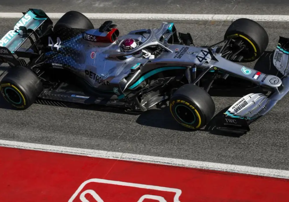 Technologia DAS w bolidach Mercedes: Jak to działa?