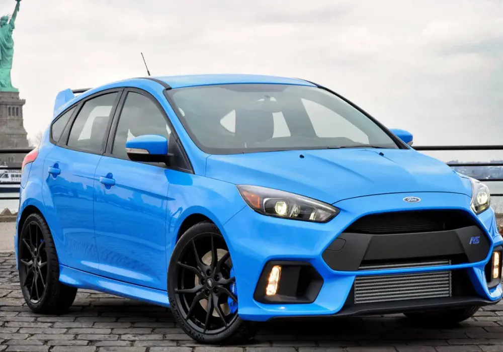 Ford Focus RS ile ma koni? Moc, osiągi i specyfikacja silnika 350 KM