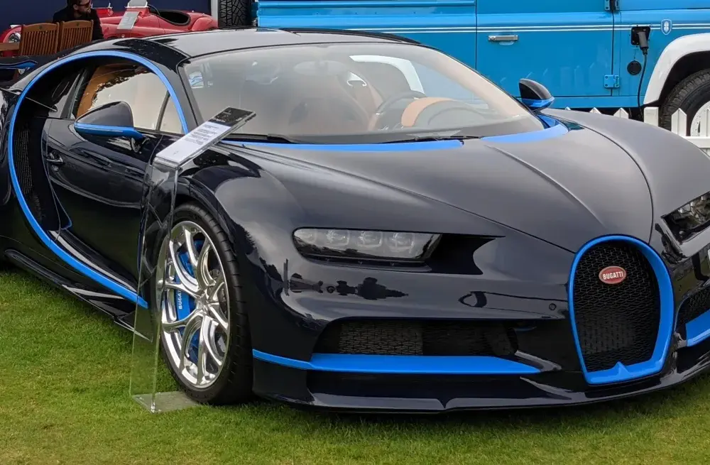 Ile koni mechanicznych ma Bugatti Chiron? Zaskakujące fakty o mocy silnika