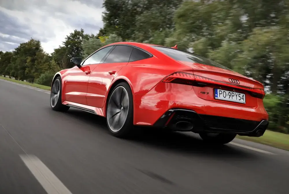 Ile koni ma Audi RS7? Zaskakujące osiągi i moc silnika każdej wersji