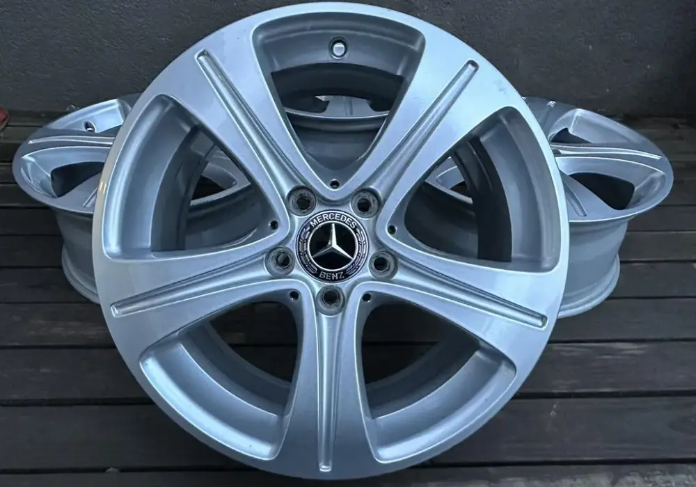 Jakie felgi do Mercedesa W211 wybrać, by uniknąć błędów?