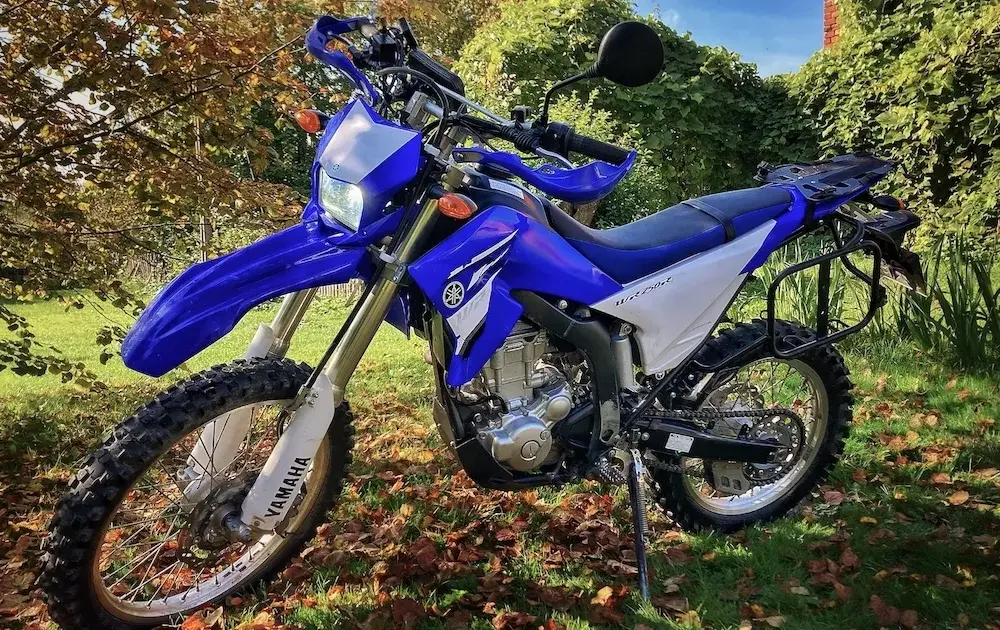 Yamaha WR250F - moc silnika 38 KM i jego niezrównane osiągi w terenie
