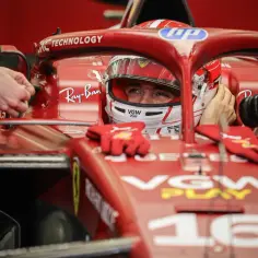 Wpływ technologii hybrydowej na bolidy F1