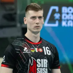 Kamil Semeniuk w Perugii: Jak radzi sobie polski siatkarz?