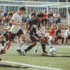 Benfica vs Salzburg: Starcie młodych talentów Europy