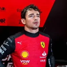 Leclerc zaskoczył wszystkich! Ta decyzja Ferrari była zaskakująca