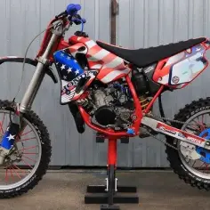 Honda CR 85 ile ma koni? Oto moc silnika, która zaskoczy każdego!
