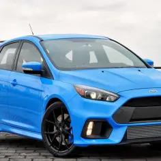 Ford Focus RS ile ma koni? Moc, osiągi i specyfikacja silnika 350 KM