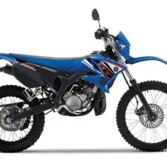 Yamaha DT 50 ile ma koni? Zaskakujące fakty o mocy silnika i specyfikacji