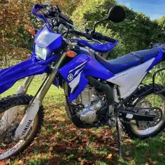 Yamaha WR250F - moc silnika 38 KM i jego niezrównane osiągi w terenie
