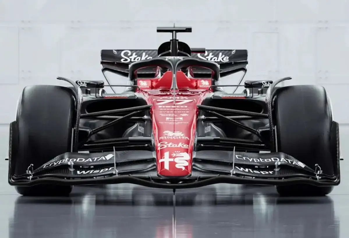 Zdjęcie Sauber zmienił nazwę zespołu na nową.