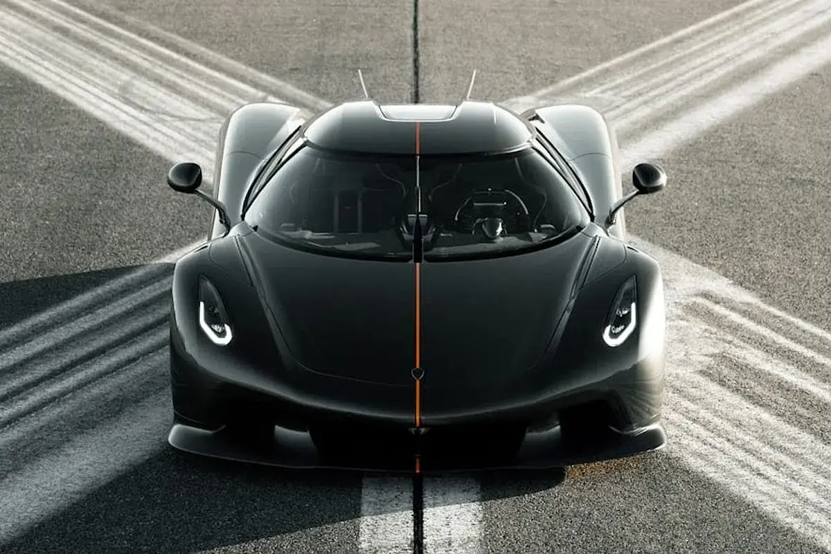 Zdjęcie Ile koni ma najszybsze auto świata? Moc Bugatti Chiron i konkurentów
