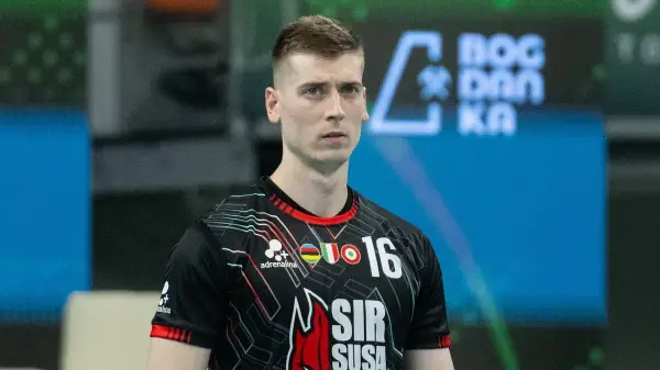 Kamil Semeniuk w Perugii: Jak radzi sobie polski siatkarz?
