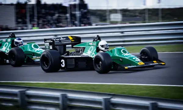 Jak zmieniały się bolidy Formuły 1? Ewolucja technologii w F1