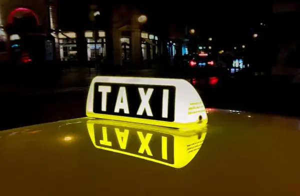 Ile kosztuje taxi z Torunia do Ciechocinka? Sprawdź ceny i porady